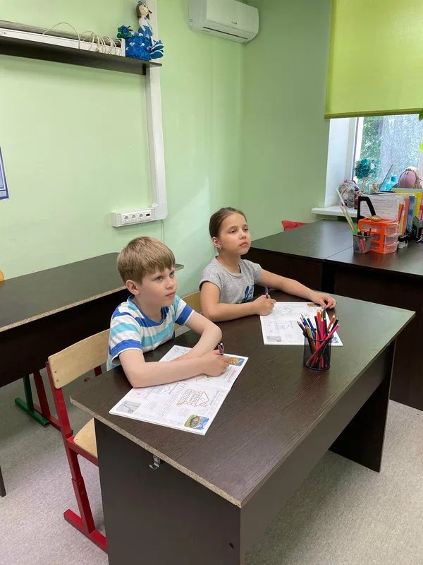 Дети выполняют задания